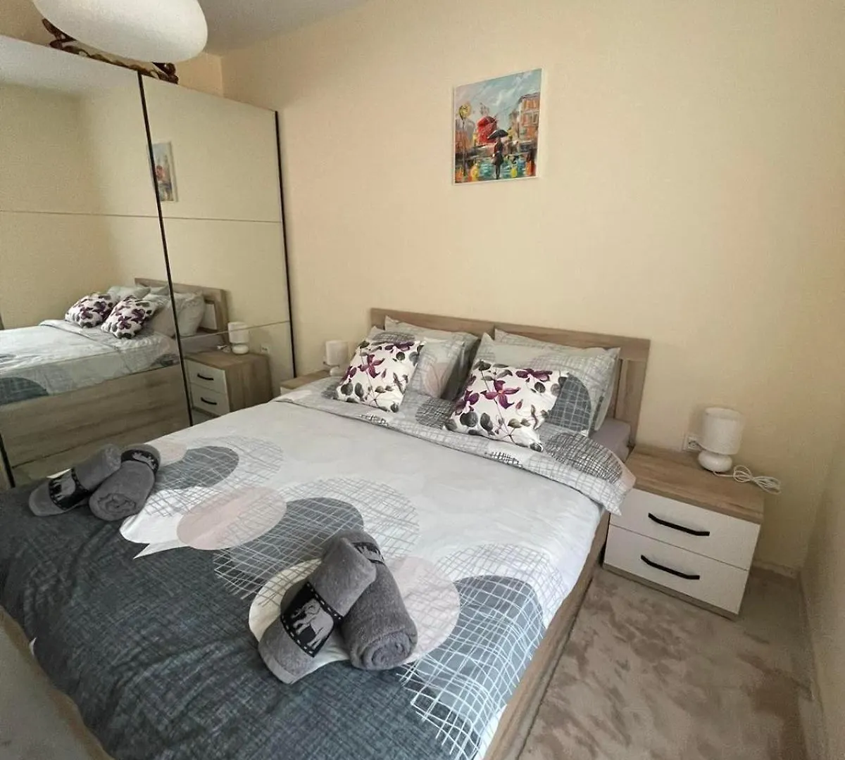 Harmony Apartment- 4 People- New Modern Flat-By The Sea فارنا